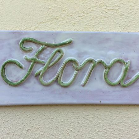 Casale La Fata -Tipico Toscano Immerso Nelle Colline Tra Lucca E Versilia, 6 Appartamenti Indipendenti Camaiore Eksteriør billede