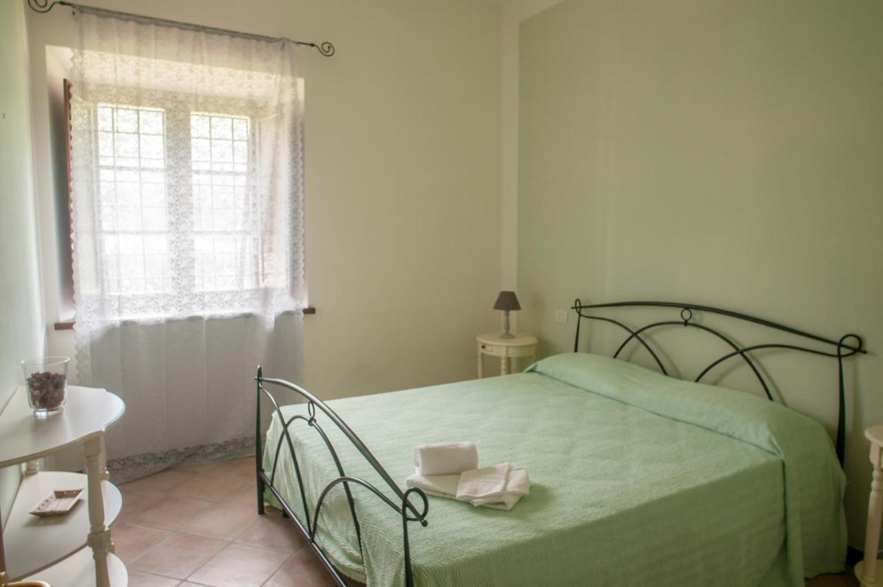 Casale La Fata -Tipico Toscano Immerso Nelle Colline Tra Lucca E Versilia, 6 Appartamenti Indipendenti Camaiore Eksteriør billede