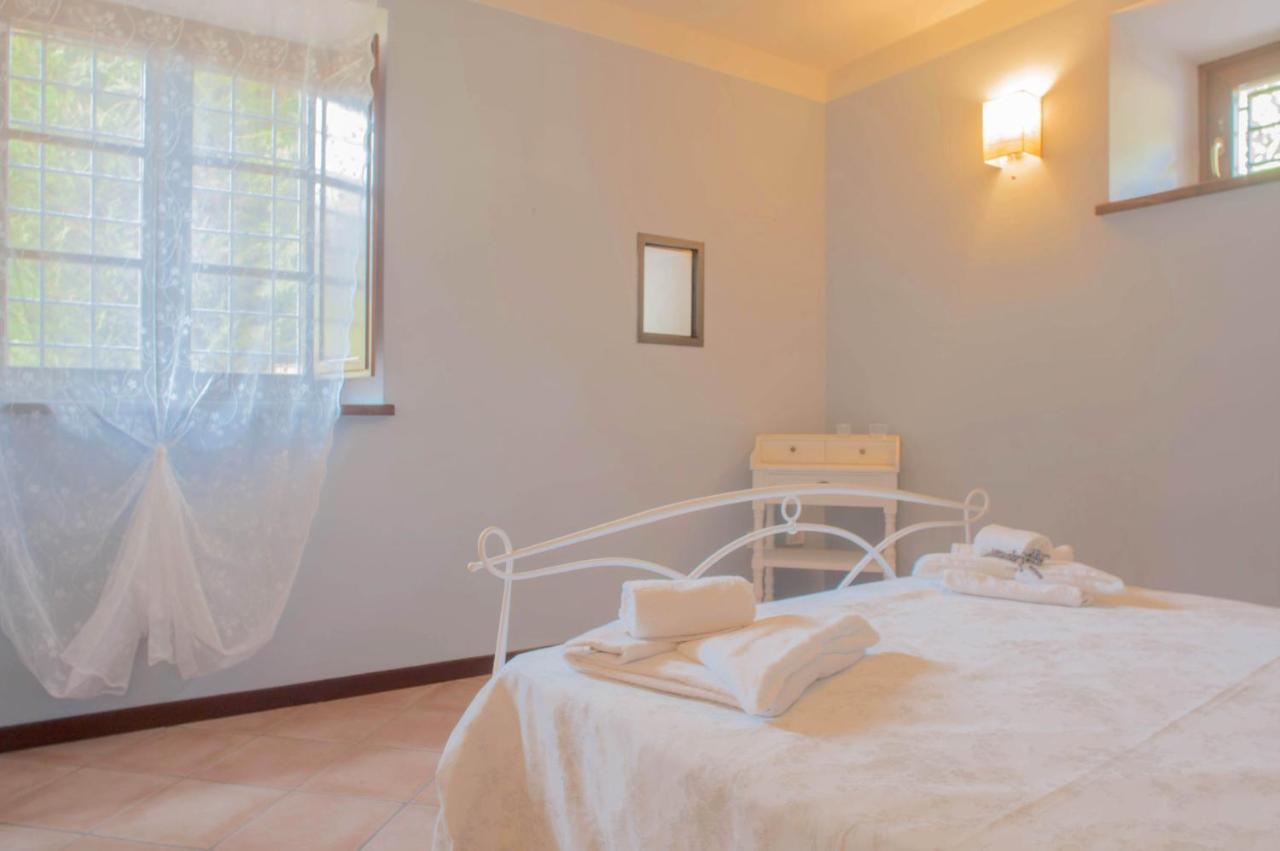 Casale La Fata -Tipico Toscano Immerso Nelle Colline Tra Lucca E Versilia, 6 Appartamenti Indipendenti Camaiore Eksteriør billede