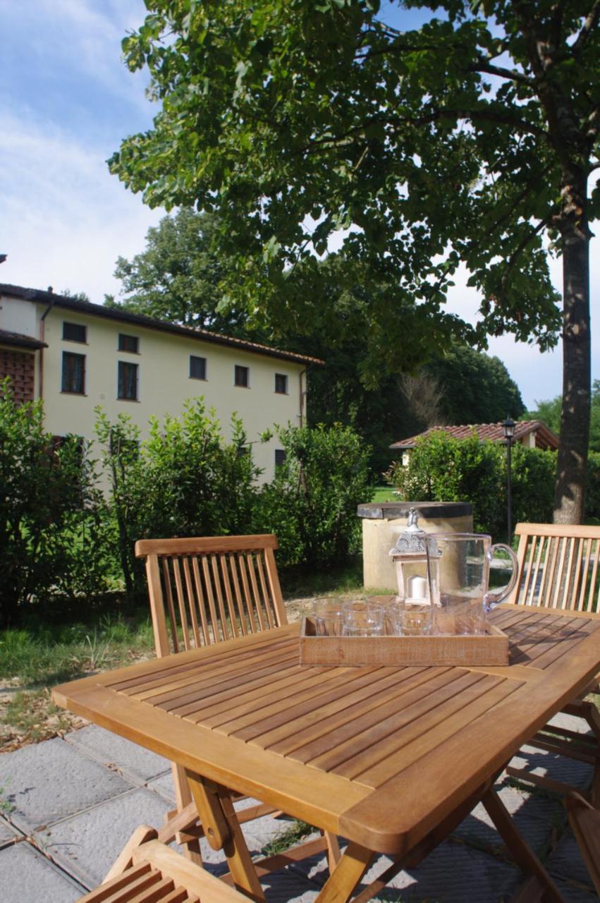 Casale La Fata -Tipico Toscano Immerso Nelle Colline Tra Lucca E Versilia, 6 Appartamenti Indipendenti Camaiore Eksteriør billede