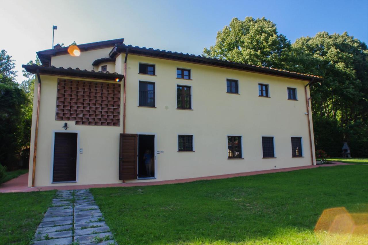 Casale La Fata -Tipico Toscano Immerso Nelle Colline Tra Lucca E Versilia, 6 Appartamenti Indipendenti Camaiore Eksteriør billede