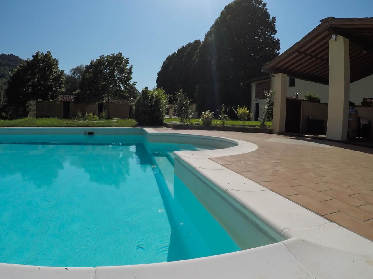 Casale La Fata -Tipico Toscano Immerso Nelle Colline Tra Lucca E Versilia, 6 Appartamenti Indipendenti Camaiore Eksteriør billede
