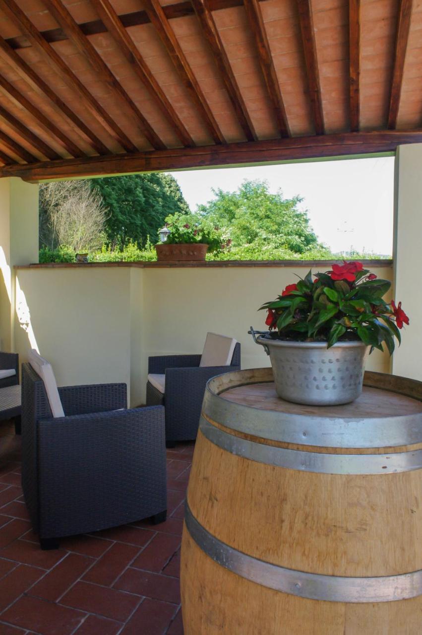 Casale La Fata -Tipico Toscano Immerso Nelle Colline Tra Lucca E Versilia, 6 Appartamenti Indipendenti Camaiore Eksteriør billede