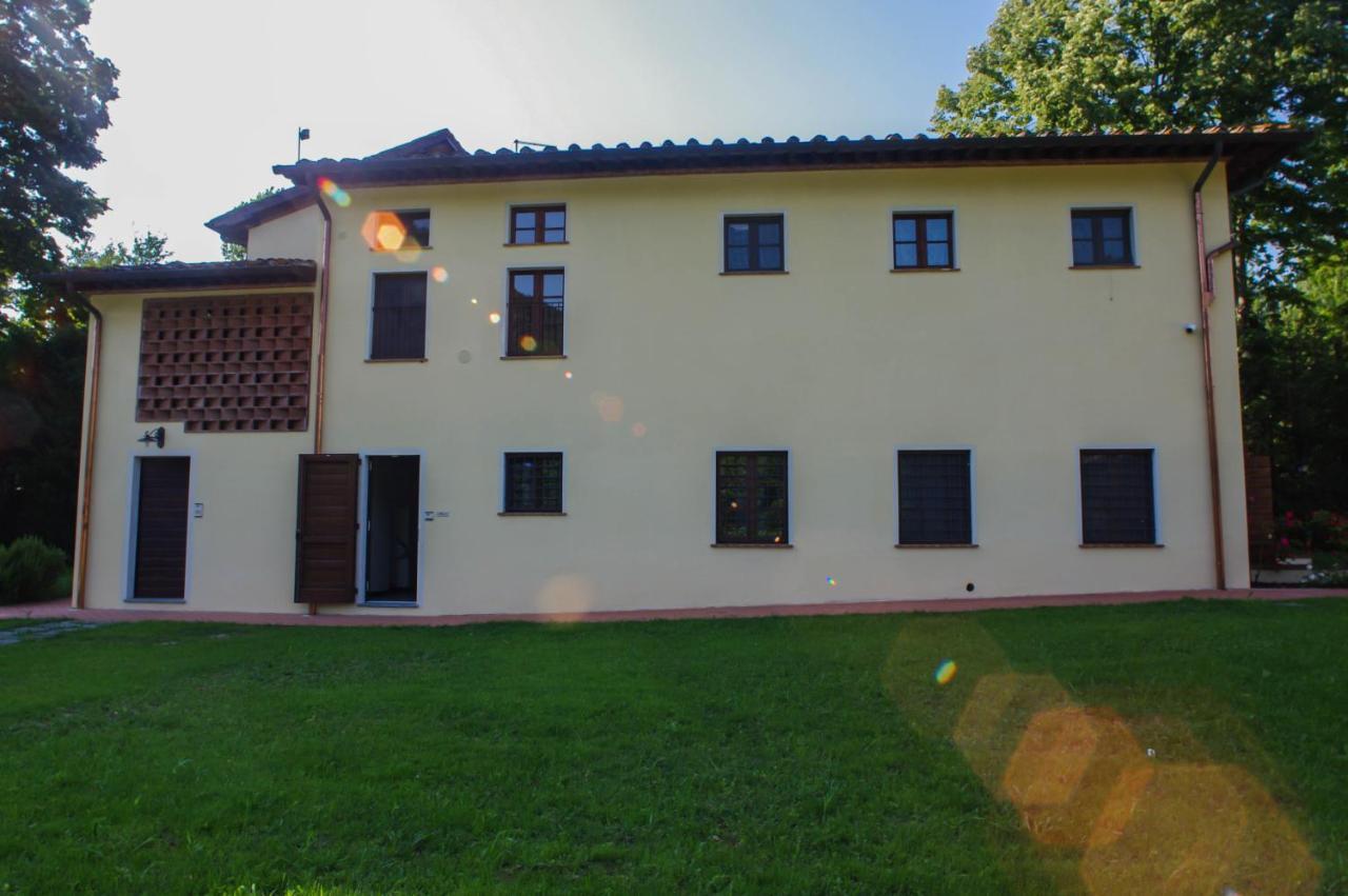 Casale La Fata -Tipico Toscano Immerso Nelle Colline Tra Lucca E Versilia, 6 Appartamenti Indipendenti Camaiore Eksteriør billede
