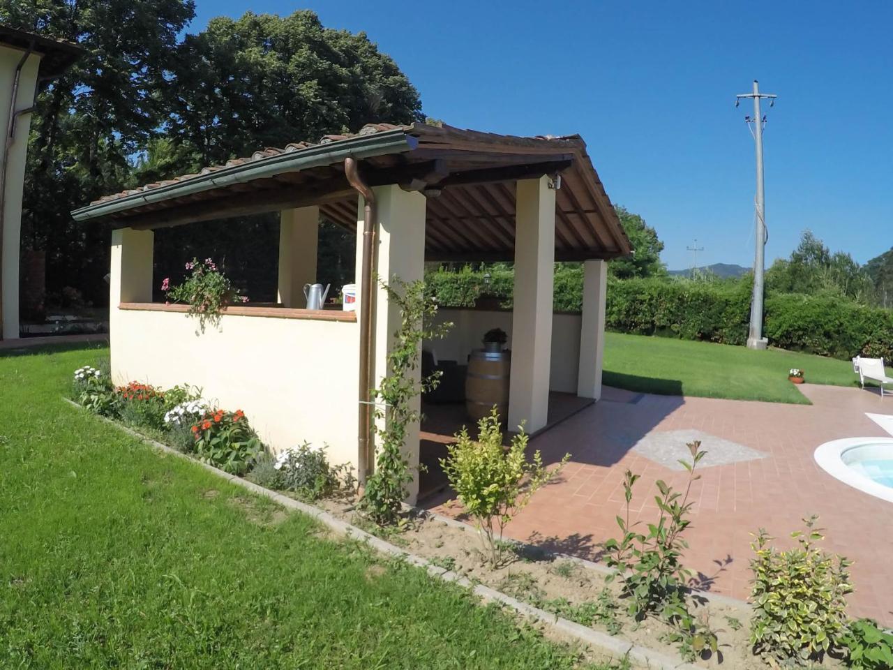 Casale La Fata -Tipico Toscano Immerso Nelle Colline Tra Lucca E Versilia, 6 Appartamenti Indipendenti Camaiore Eksteriør billede